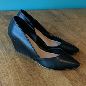 women's pointed toe black wedge pump size 8.5